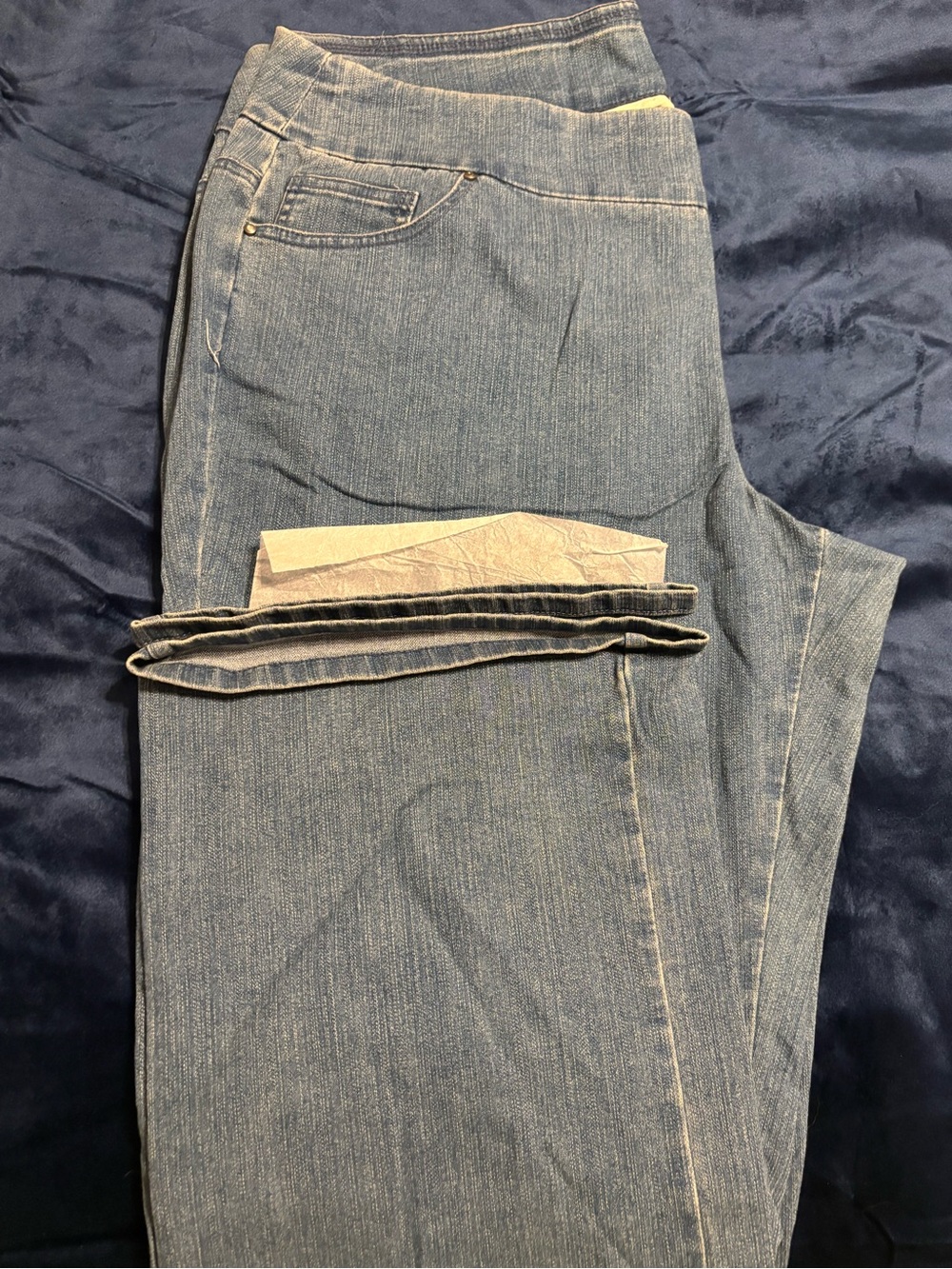 Denim & Co. Women's Plus 22W Pull-On Jeans Medium Wash Stretch Pocket Embroidery